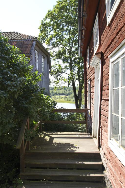 Fraegsta Haelsingegard B&B Näsviken Exterior foto